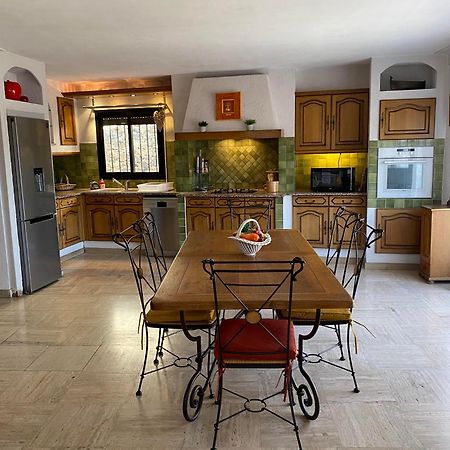 Appartement Spacieux Cases-de-Pene Bagian luar foto